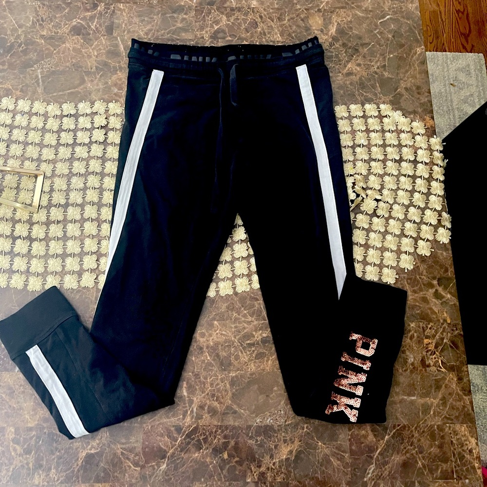 Victoria’s Secret leggings-M